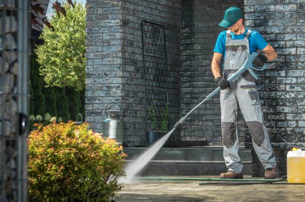 Best Parking Lot and Garage Cleaning  in Devine, TX